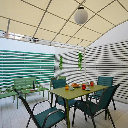 Color House Apartment Bari Exterior photo