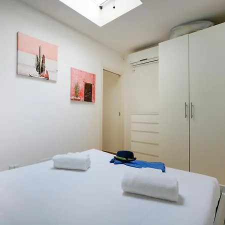 Color House Apartment Bari Exterior photo