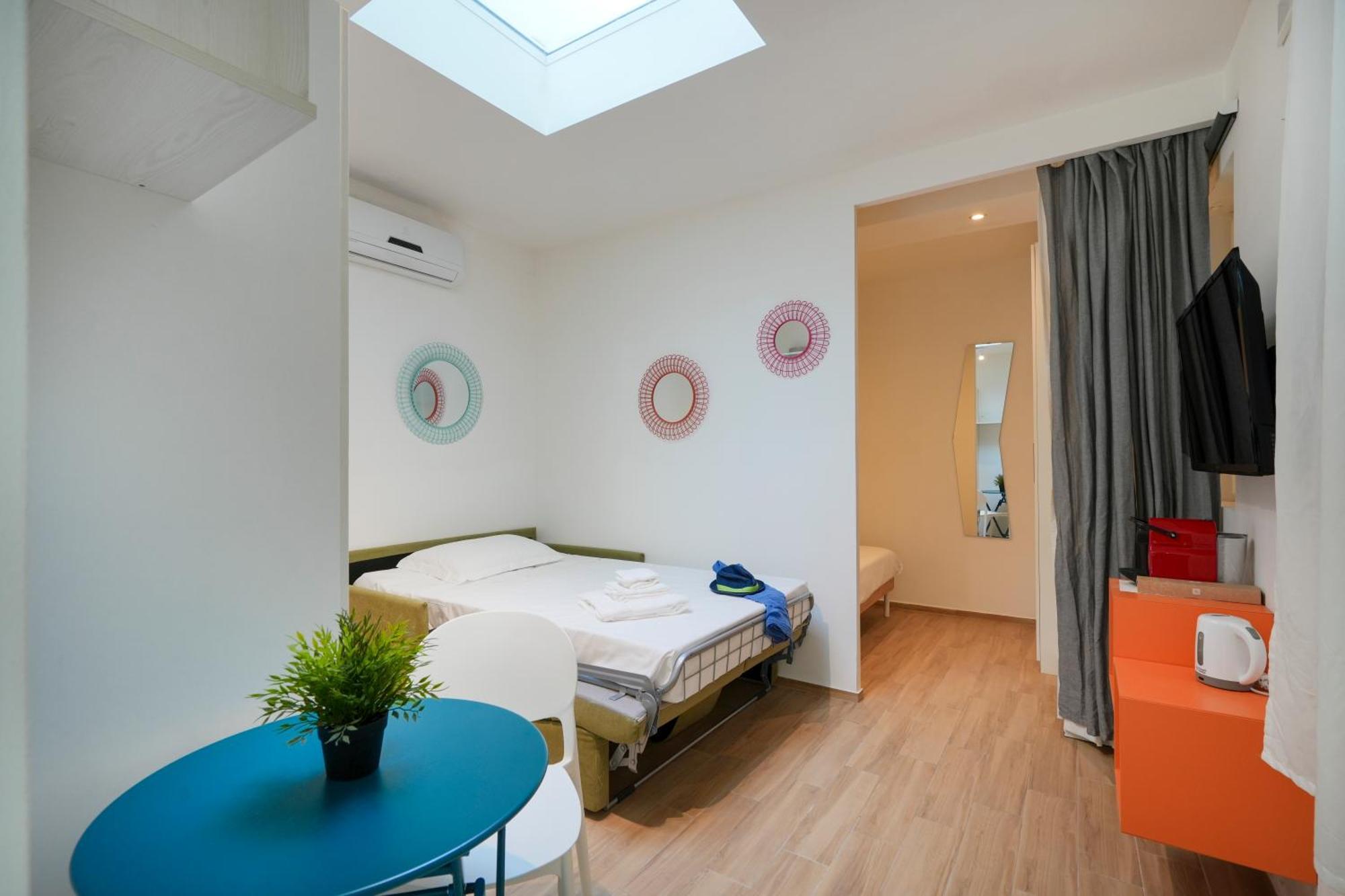 Apartment Color House Bari