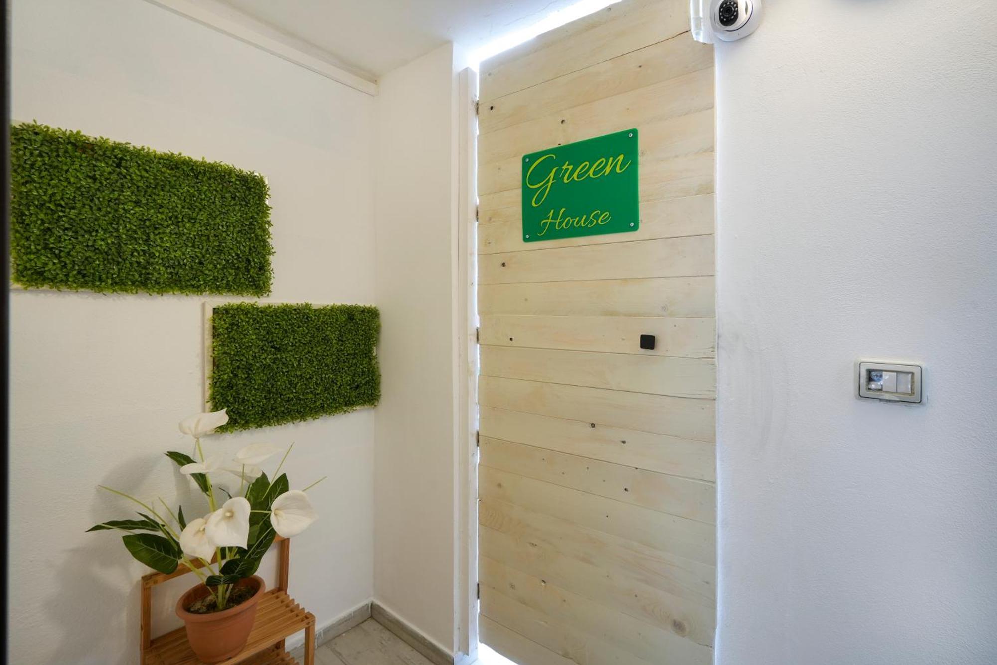 Color House Bari
